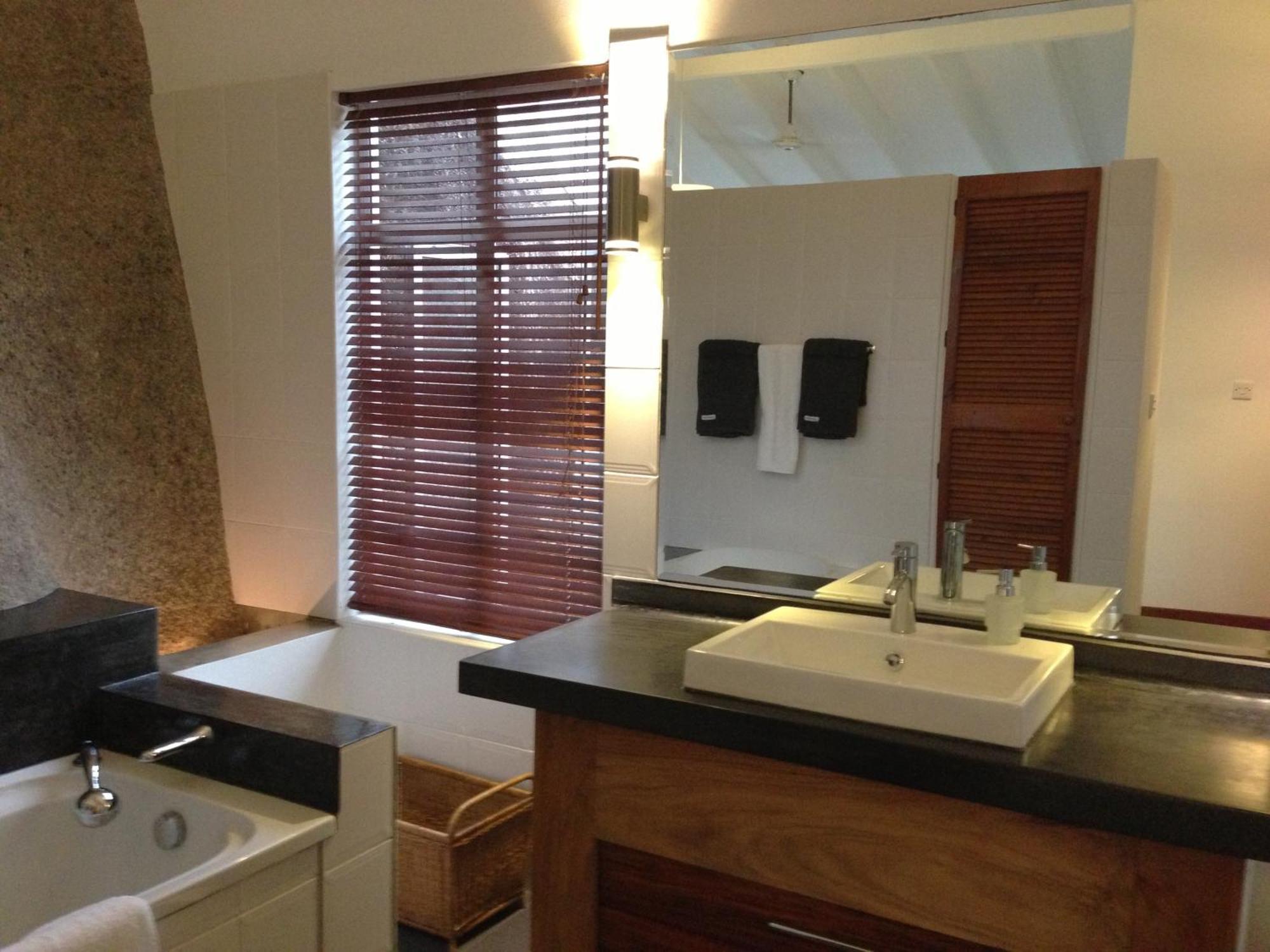 Hillcrest Villas Glacis  Exterior photo